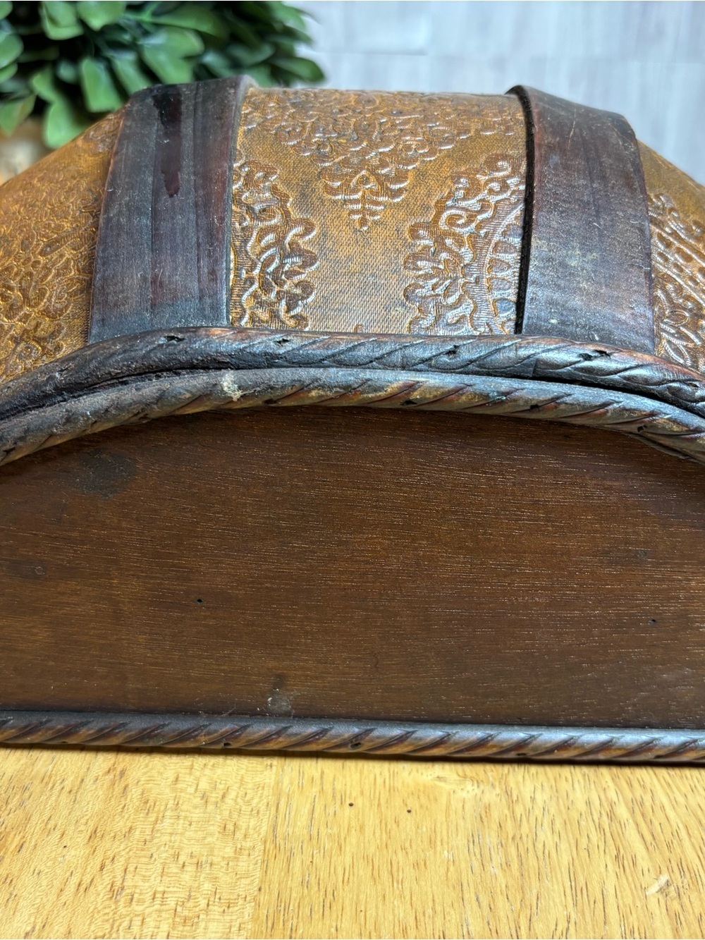 Vintage Spanish Revival Embossed Metal and Wood Wall Pocket Decor - Picture 8 of 11
